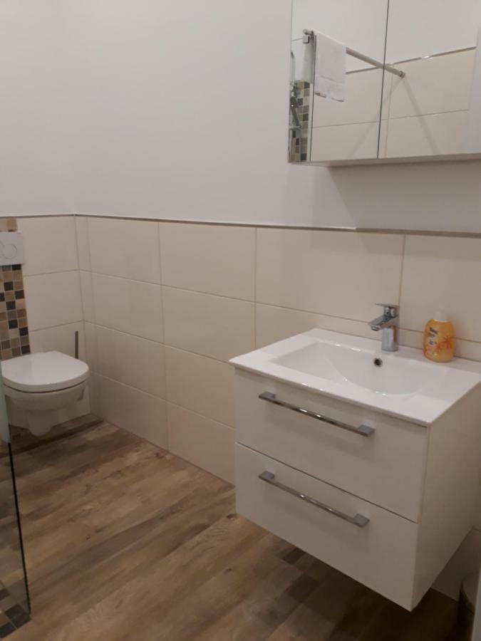 Ferienwohnung Ela Вилхелмсхафен Екстериор снимка